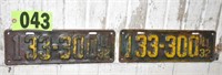 Matched pair of Illinois 1932 license plates