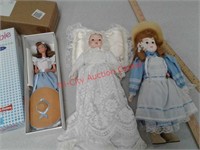 3 dolls - Little Debbie Barbie, Elizabeth from
