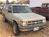 1993 Chevy S10 Blazer, 4x4, 220k Miles,