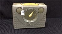 Vintage Grey Zenith Suitcase Design Radio