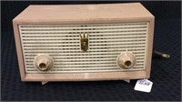 Sm. Vintage Zenith Radio Model Z508L