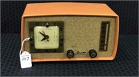 Vintage Arvin Model 758TA Radio