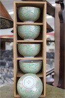 Set of 5 Oriental Tea Cups in Box