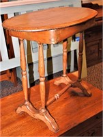 Primitive Pine Small Oval Ladies Writing Desk