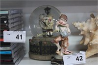 DECORATIVE MUSICAL GLOBE - MARBLE BASED FIGURINE