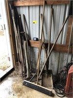 Lot of Lawn tools