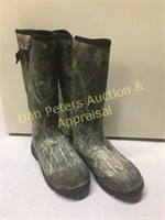 Mens used boots size 10