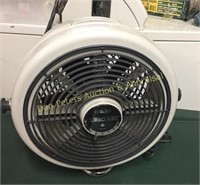 Seabreeze 16" Turbo Air round white fan