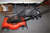 Lawnmower - Black and Decker Electric