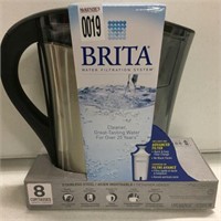 BRITA 8-CUP WATER FILTRATION SYSTEM *W/ INSIDE