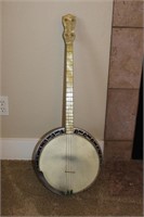 Vintage banjo with original case