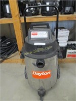 Dayton Wet/Dry Vac 4TR12A.