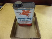 Vintage Mobil outboard oil can
