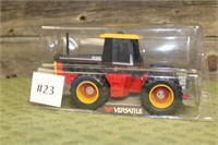 Versatile Designation 6 836 4WD Tractor