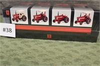 ERTL IHC "66" Series 3 Tractor Set of 4