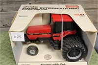 ERTL CASE International 7120 Tractor with Cab