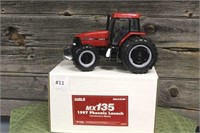 ERTL CASE International MX135 Tractor