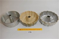 Lot of 3 Bundt Pans - 2 on right are Cast