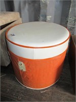 Round Cushioned cooler