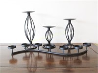 Lot: 4 metal candleholders