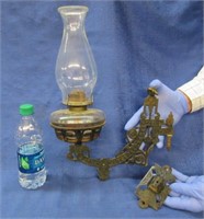 antique bracket oil lamp (eagle no. 2 burner)