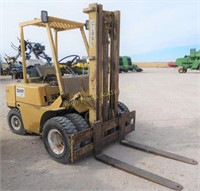 Clark Forklift - Model #C500HY55 S/N: HY50-33-2513