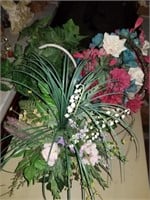 3 floral decor baskets