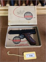 Vintage Crosman 600 semi automatic pellet pistol