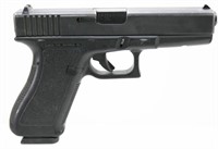 Glock 17 9x19 Semi Auto Pistol w/ Holster