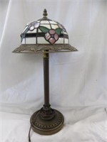 ORNATE STAINED GLASS PARLOR LAMP 21"T