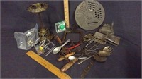 BOX LOT: ASSORTED BRASS ITEMS & UTENSILS WITH RACK