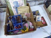 3 boxes misc. vintage toys & small items