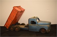 STRUCTO DUMP TRUCK