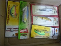 Box w/ 5 new fishing lures