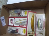 Box w/ 5 new fishing lures