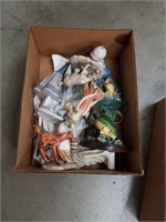 Box of  Figurines