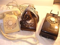 Retro Bell Wall & 2 Desk Phones
