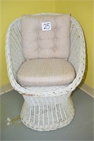 Vintage Wicker Chair w/Cushions 30.5" T