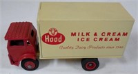 Winross Early Hood Milk & Ice Cream Truck,