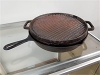 LODGE CAST IRON SKILLET AND GRILL