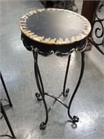 ROUND METAL ACCENT TABLE / PLANTER STAND