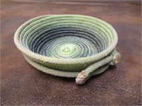 Rope/Lariat Basket/Bowl Approx. 10" diam x 3" tall