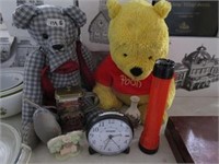 Mixed Group / Winnie The Pooh / Bear / Clock /