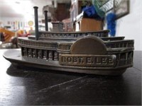 Robert E Lee Bank / Cruise Ship / Banthrico /