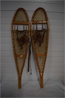 Vintage Pair Of Snowshoes