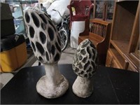 Concrete Morel Mushroom Statues / Smaller one has