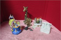 Grouping of music boxes and figures