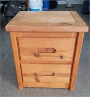 Night Stand With 2 Drawers