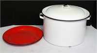 Enameled Metal Stock Pot with Lid