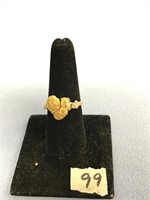 Ring Alaskan gold nugget with 2 small diamonds, 10